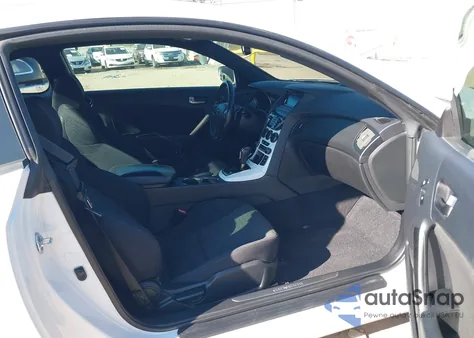 2016 Hyundai Genesis 3.8 Base из США, поврежденный, VIN KMHHT6KJ9GU135530